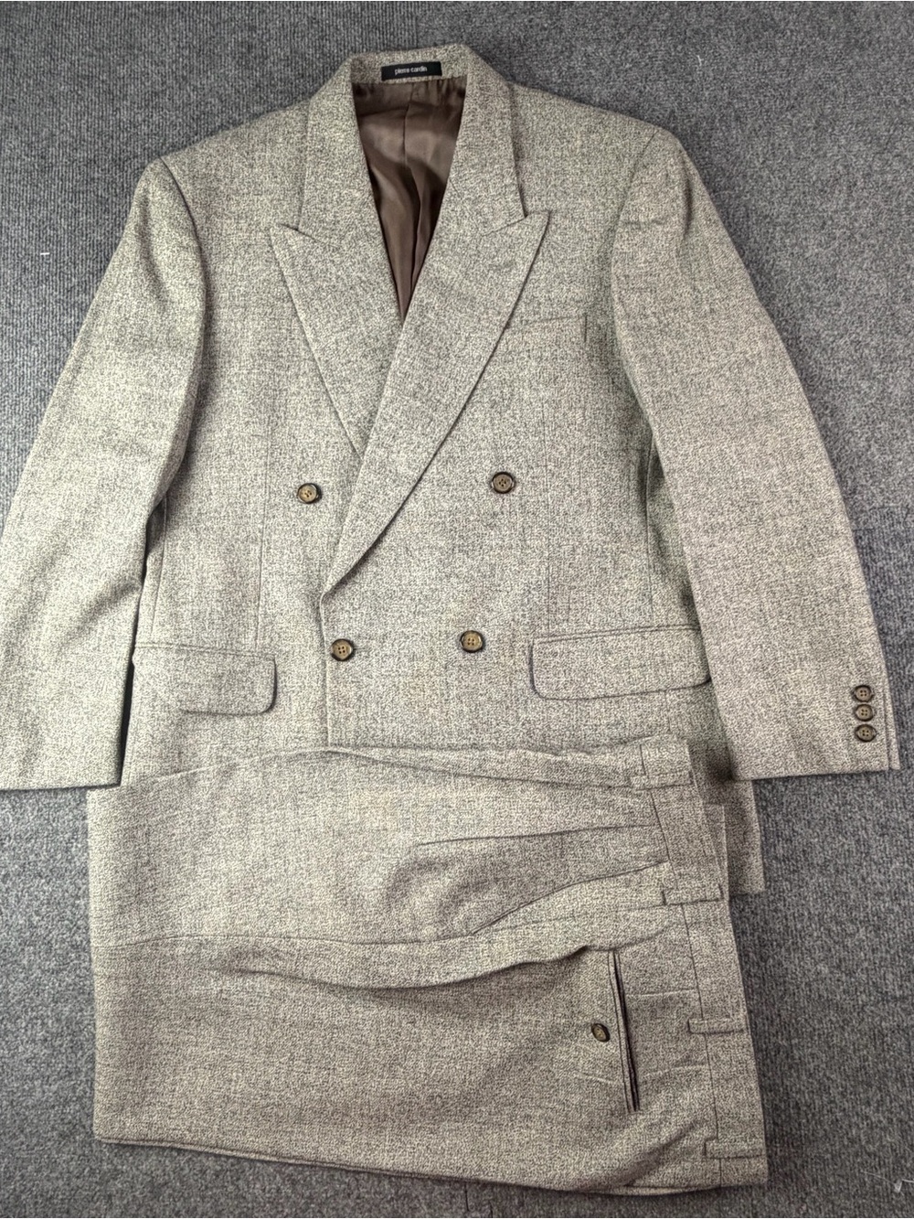 Pierre Cardin Men Vtg Wool Double Breasted 2 Pc Suit Sz 38R Pants Size 32 Brown